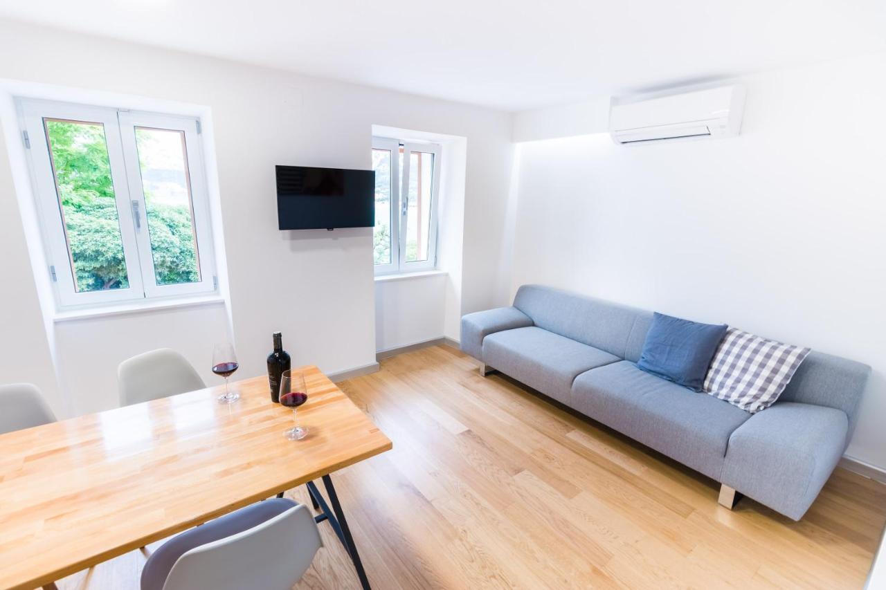 Seaview Apartments Baska Екстериор снимка