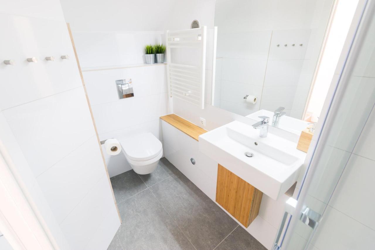 Seaview Apartments Baska Екстериор снимка